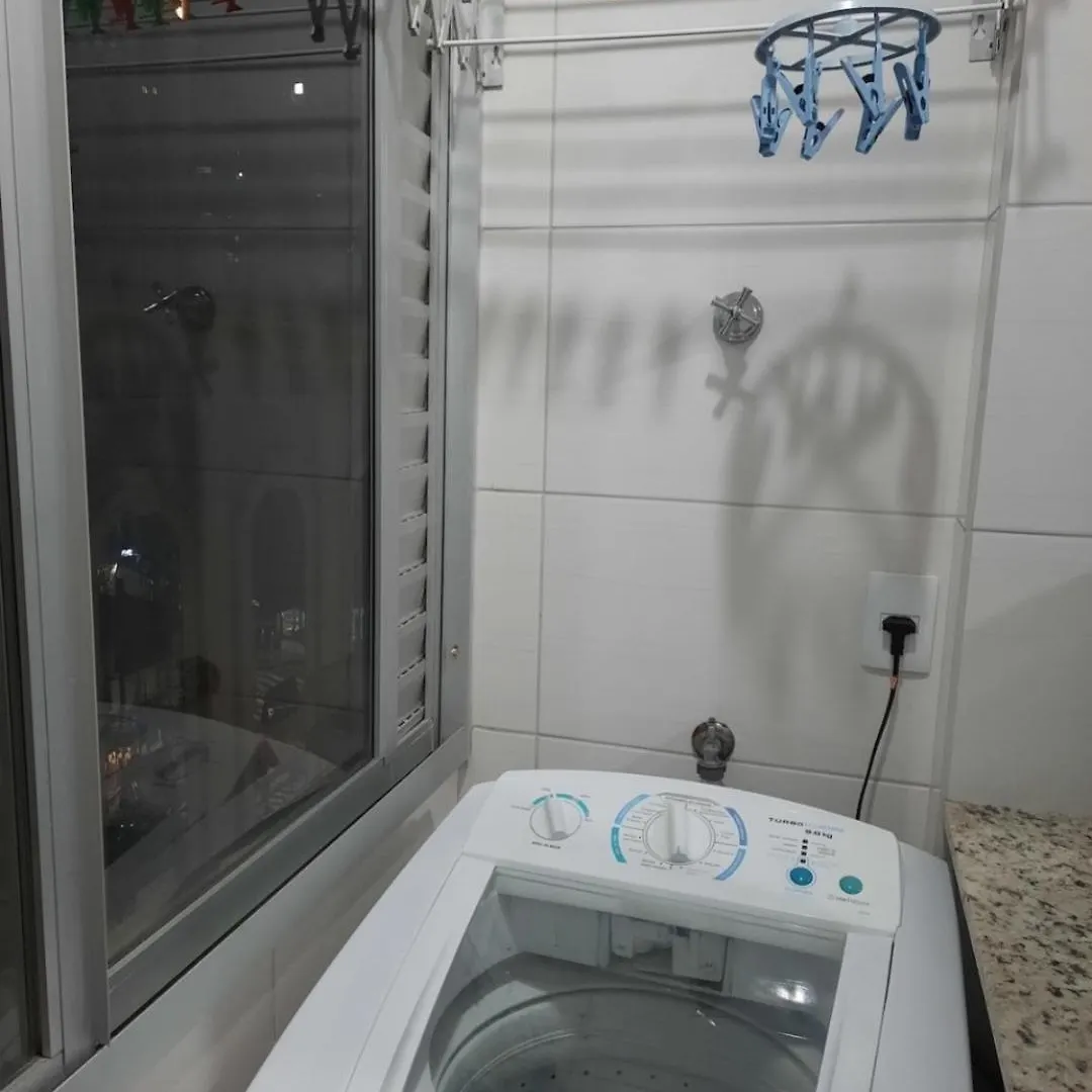 Apto Na Quadra Do Mar - Balneário Camboriú